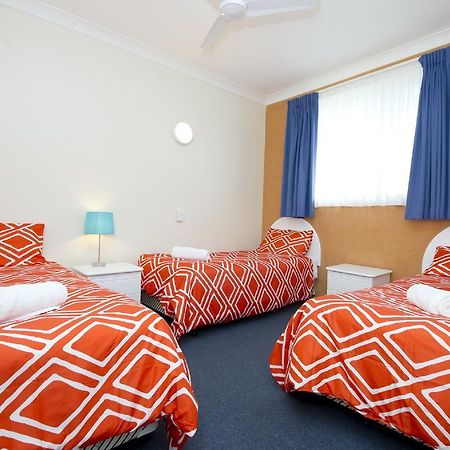 Tuncurry Beach Motel Bagian luar foto
