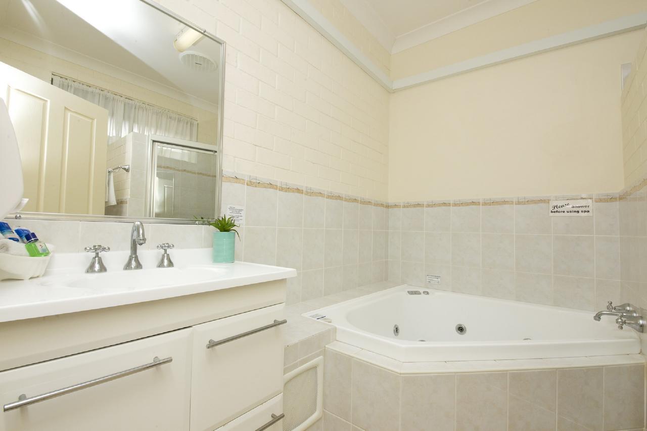 Tuncurry Beach Motel Bagian luar foto